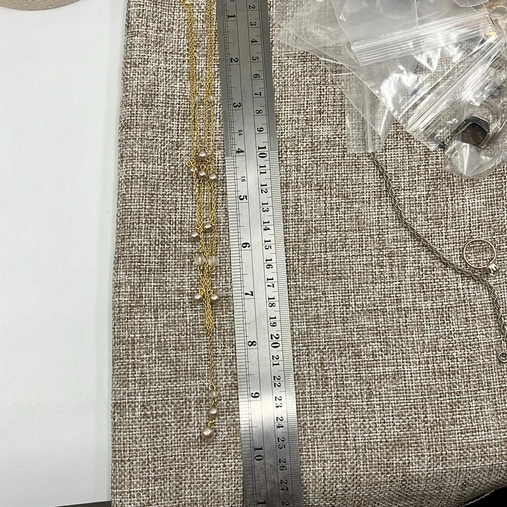 🌟 Elegant Gold-Tone Napier-Inspired Drape Necklace with Pearl Accents - Picture 6 of 14